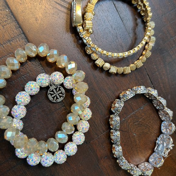 BRACELETS - Picture 8 of 8